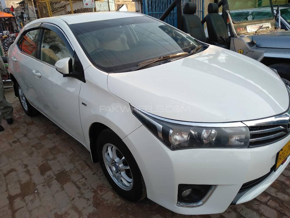 Toyota Corolla 2014 for Sale in Bahawalpur Toyota Corolla 2014 for Sale in Bahawalpur Image-3