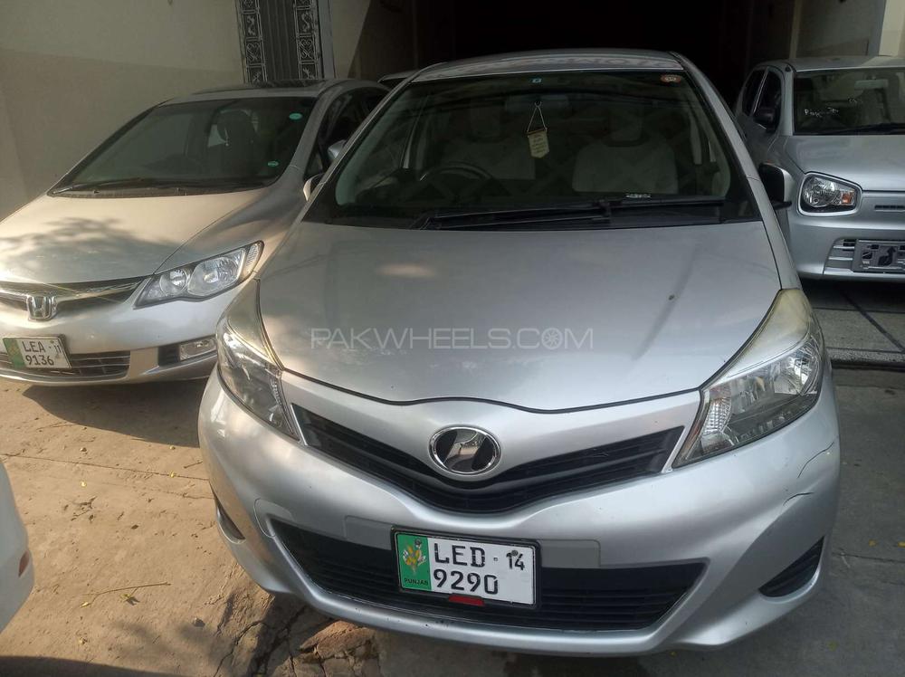 Toyota Vitz 2011 for Sale in Faisalabad Image-1