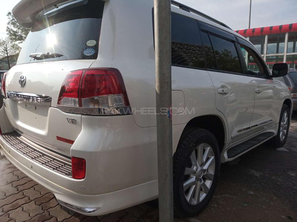 Toyota Land Cruiser 2012 for Sale in Islamabad Toyota Land Cruiser 2012 for Sale in Islamabad Image-6