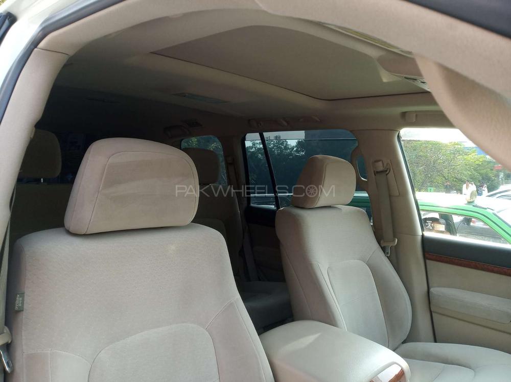 Toyota Land Cruiser 2012 for Sale in Islamabad Toyota Land Cruiser 2012 for Sale in Islamabad Image-16