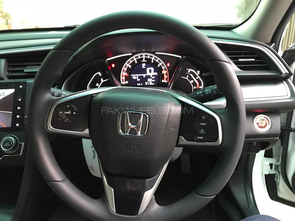 Honda Civic 2018 for Sale in Bahawalpur Honda Civic 2018 for Sale in Bahawalpur Image-8