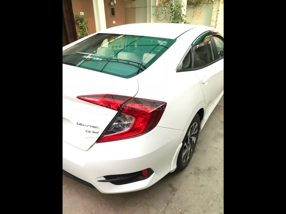 Honda Civic 2018 for Sale in Bahawalpur Honda Civic 2018 for Sale in Bahawalpur Image-11