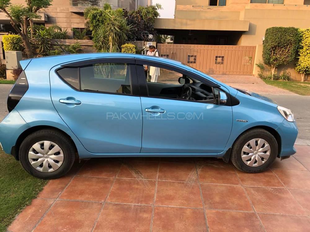 Toyota Aqua 2013 for Sale in Lahore Toyota Aqua 2013 for Sale in Lahore Image-4