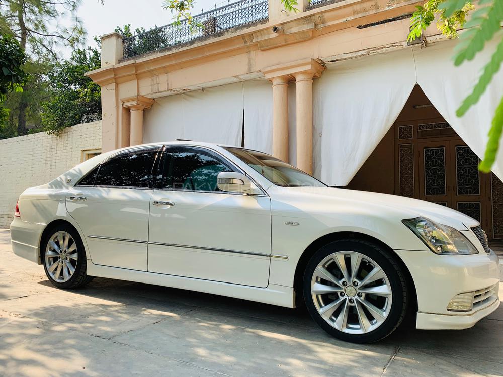 Toyota Crown 2005 for Sale in Islamabad Toyota Crown 2005 for Sale in Islamabad Image-16