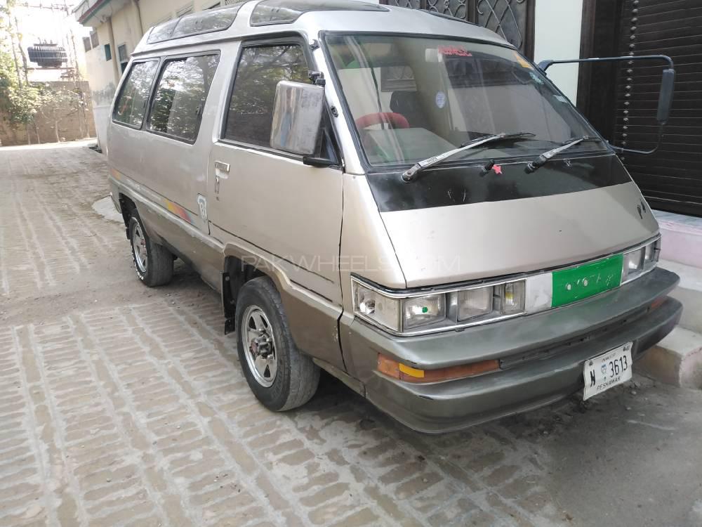 Toyota Town Ace 1988 for Sale in Peshawar Image-1