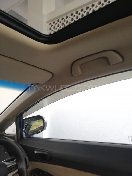 Honda Civic 2010 for Sale in Islamabad Honda Civic 2010 for Sale in Islamabad Image-3