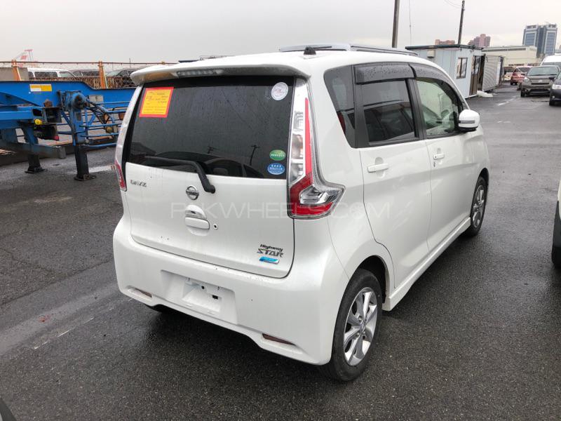 نسان ڈیز ہائی وے اسٹار 2016 for Sale in سیالکوٹ نسان ڈیز ہائی وے اسٹار 2016 for Sale in سیالکوٹ Image-8