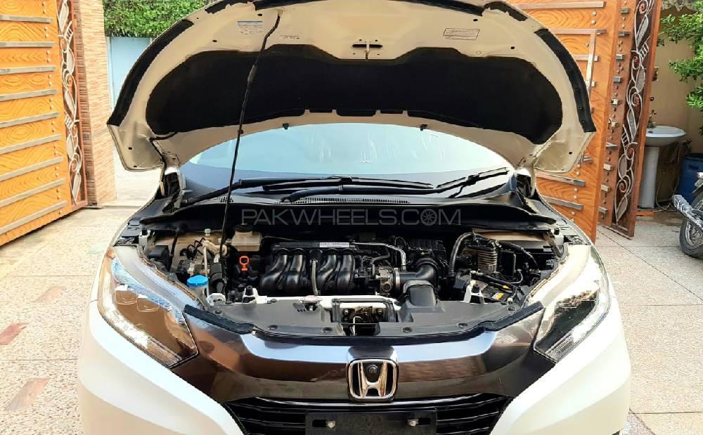 Honda Vezel 2015 for Sale in Gujranwala Honda Vezel 2015 for Sale in Gujranwala Image-7