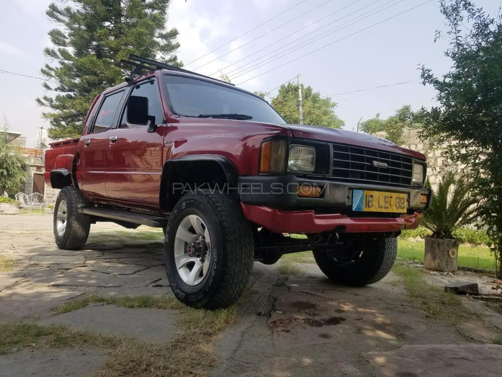Toyota Hilux 1987 for Sale in Attock Image-1