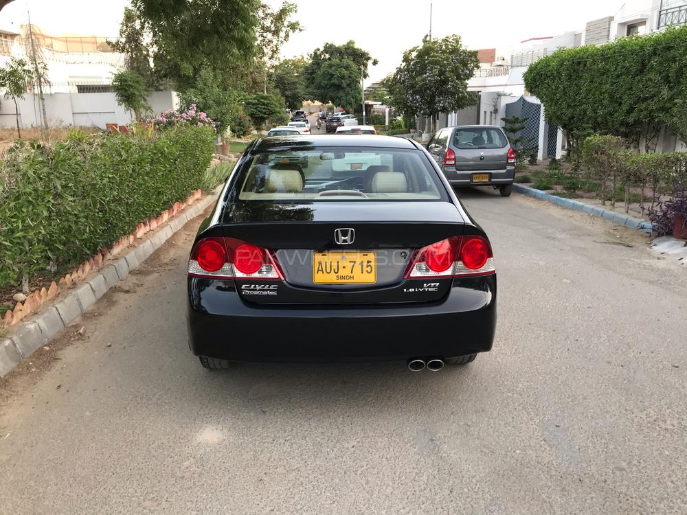 Honda Civic 2010 for Sale in Karachi Honda Civic 2010 for Sale in Karachi Image-7