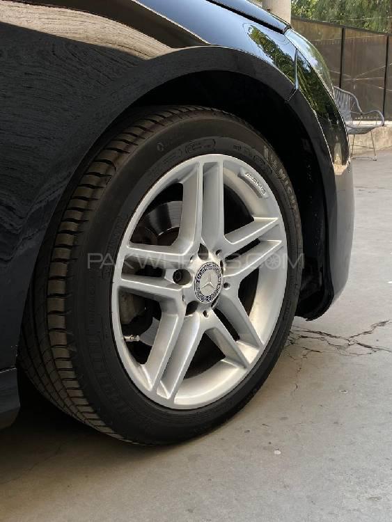 Mercedes Benz E Class 2013 for Sale in Lahore Mercedes Benz E Class 2013 for Sale in Lahore Image-16