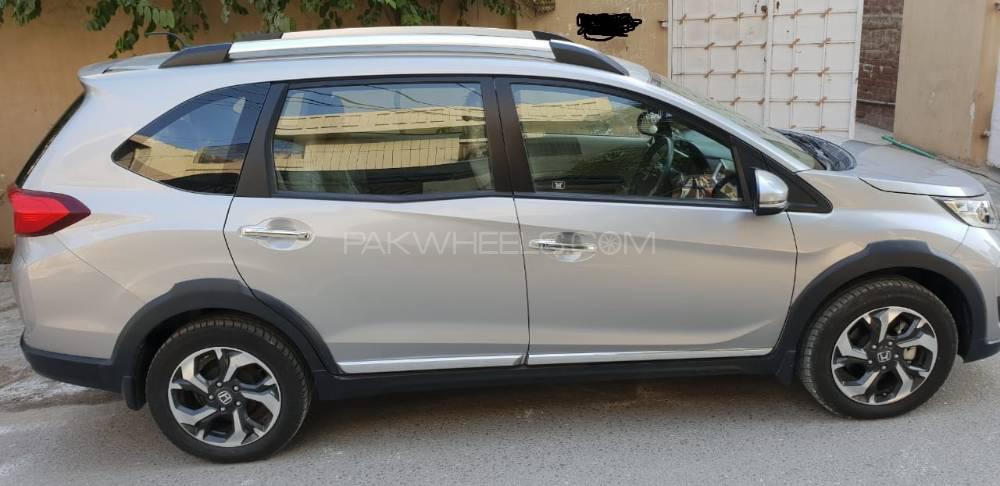 Honda BR-V 2018 for Sale in Lahore Honda BR-V 2018 for Sale in Lahore Image-6