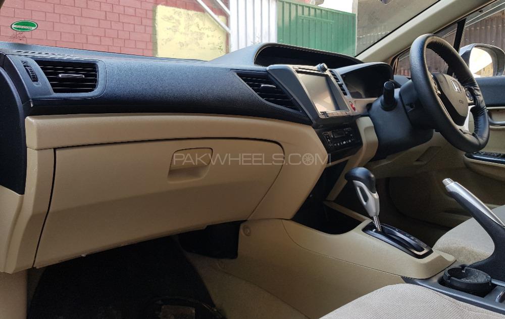 Honda Civic 2014 for Sale in Multan Honda Civic 2014 for Sale in Multan Image-15