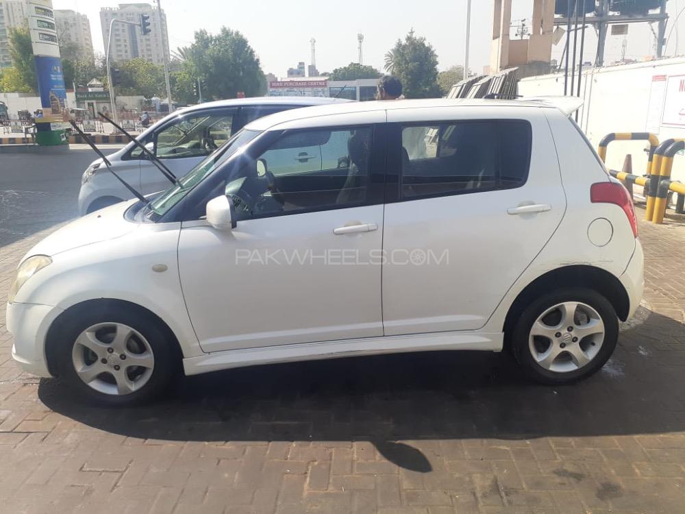 Suzuki Swift 2006 for Sale in Karachi Suzuki Swift 2006 for Sale in Karachi Image-2