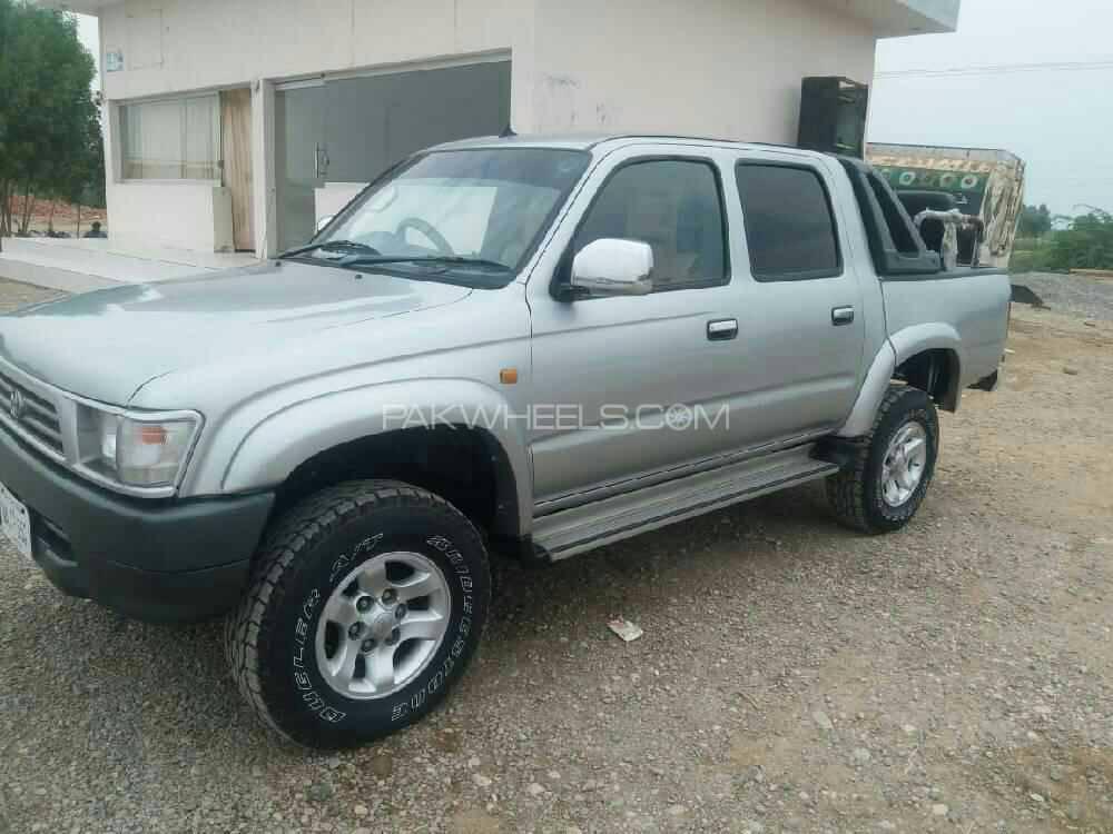 Toyota Hilux 2002 for Sale in Abbottabad Image-1
