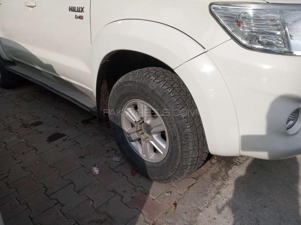 Toyota Hilux 2013 for Sale in Islamabad Toyota Hilux 2013 for Sale in Islamabad Image-6