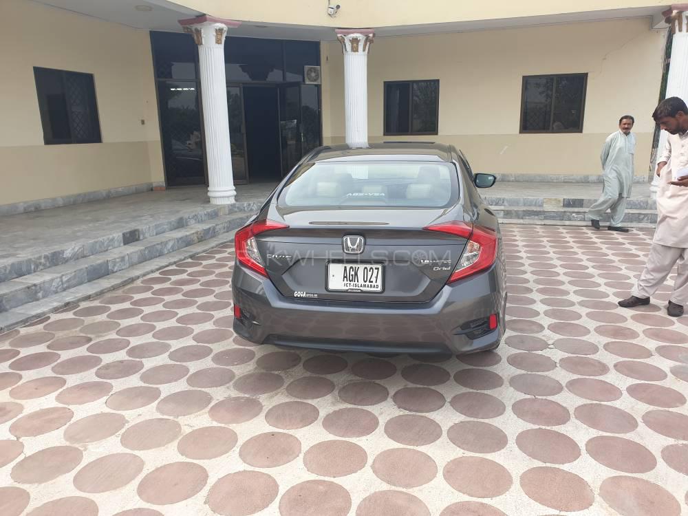 Honda Civic 2018 for Sale in Gujrat Honda Civic 2018 for Sale in Gujrat Image-7