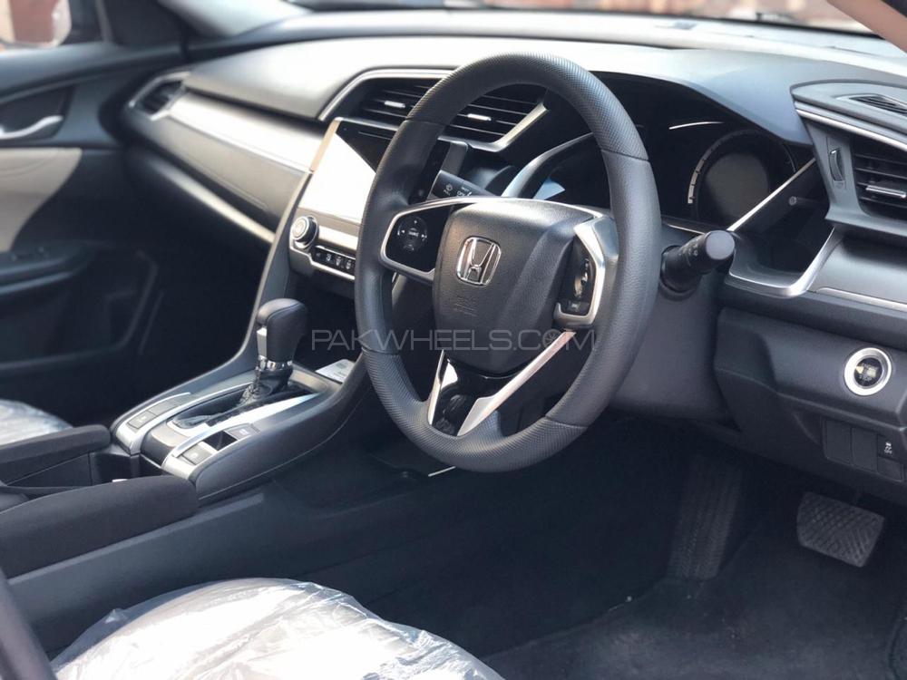 Honda Civic 2018 for Sale in Multan Honda Civic 2018 for Sale in Multan Image-7