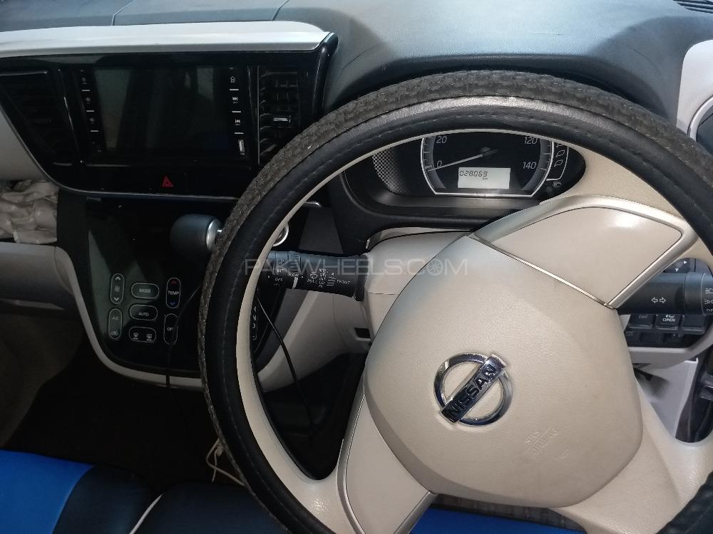 Nissan Roox 2015 for Sale in Lahore Nissan Roox 2015 for Sale in Lahore Image-3