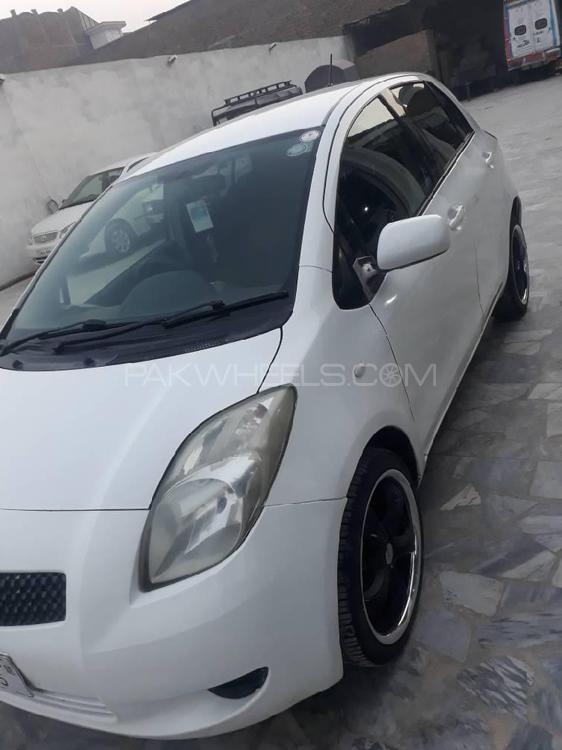 Toyota Vitz 2005 for Sale in Peshawar Toyota Vitz 2005 for Sale in Peshawar Image-3