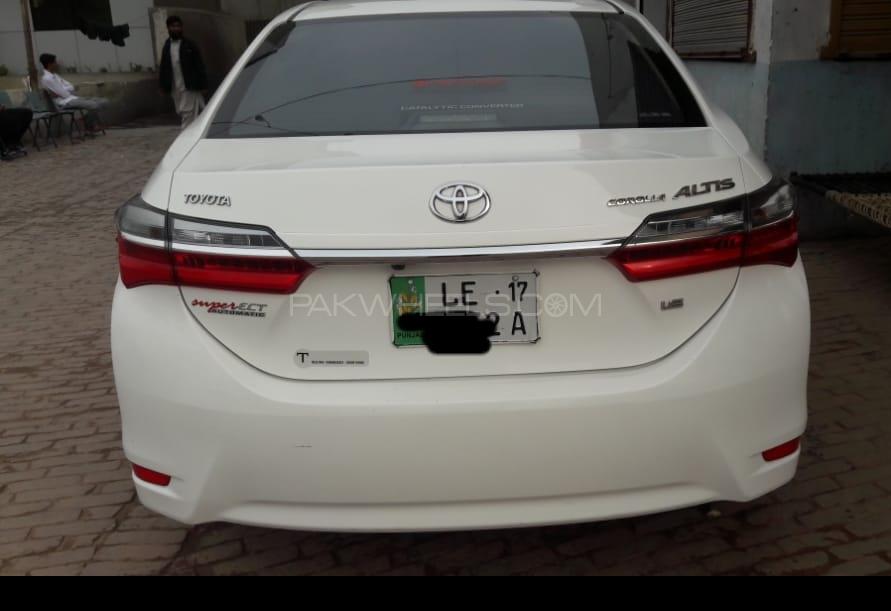 Toyota Corolla 2017 for Sale in Multan Toyota Corolla 2017 for Sale in Multan Image-5