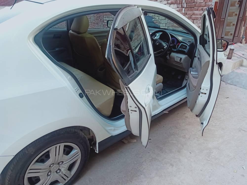 Honda City 2017 for Sale in Lahore Honda City 2017 for Sale in Lahore Image-5