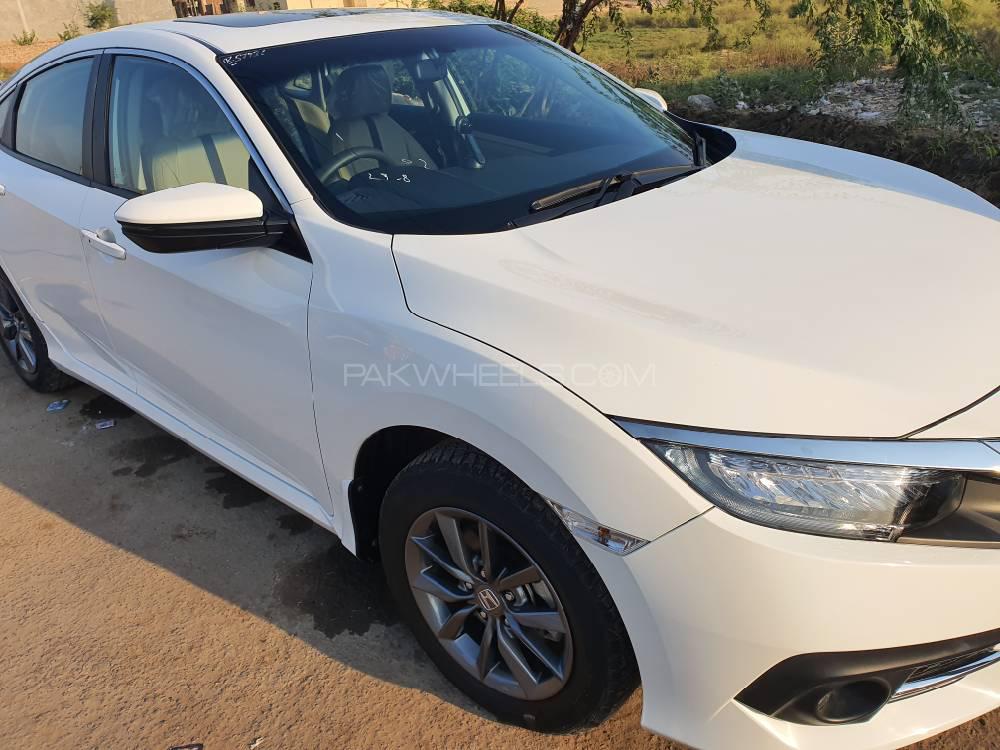 Honda Civic 2019 for Sale in Chichawatni Image-1