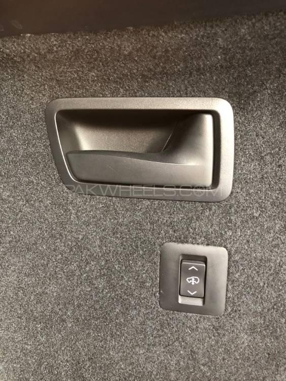 Lexus RX Series 2010 for Sale in Islamabad Lexus RX Series 2010 for Sale in Islamabad Image-13