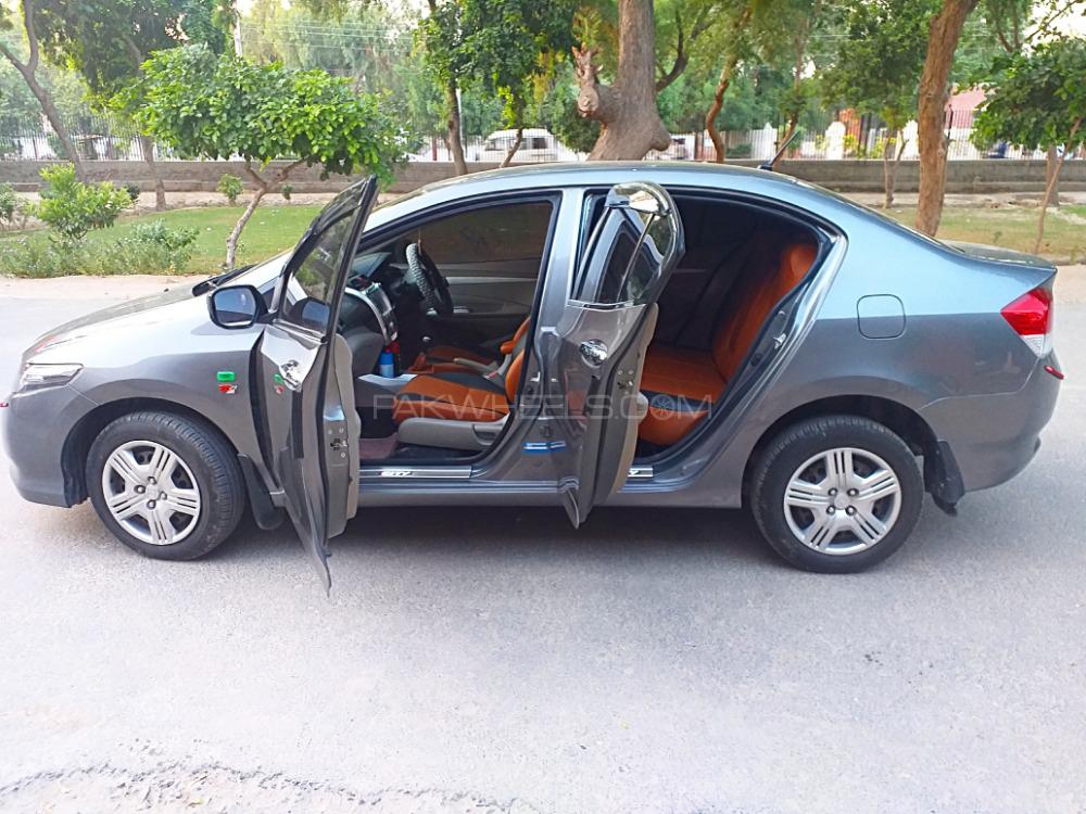 Honda City 2014 for Sale in Rahim Yar Khan Honda City 2014 for Sale in Rahim Yar Khan Image-18