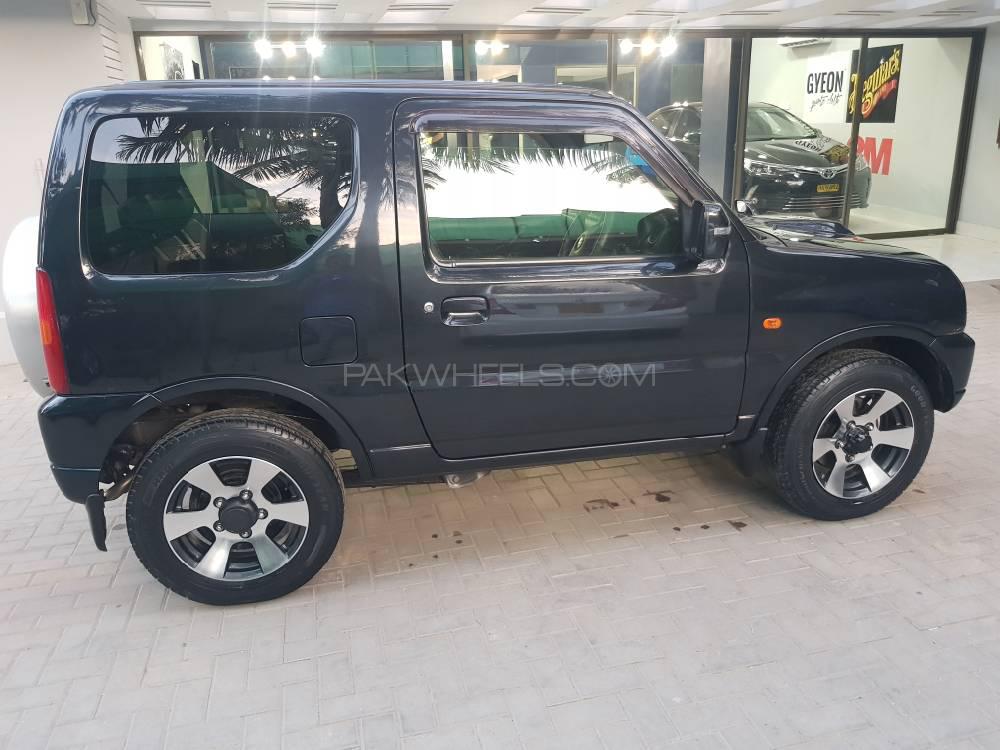 Suzuki Jimny 2011 for Sale in Karachi Suzuki Jimny 2011 for Sale in Karachi Image-4
