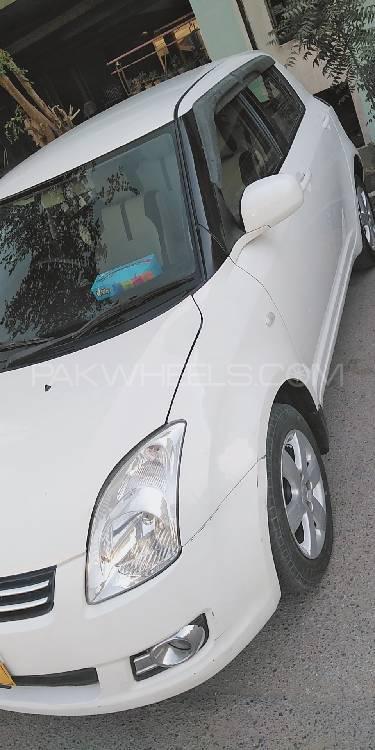 سوزوکی سوئفٹ 2015 for Sale in کراچی سوزوکی سوئفٹ 2015 for Sale in کراچی Image-5