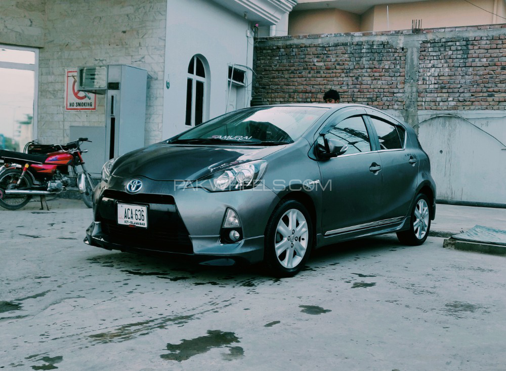 Toyota Aqua - 2013  Image-1