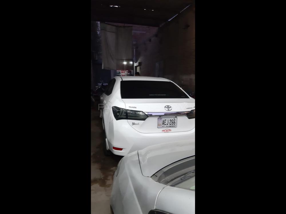 Toyota Corolla 2017 for Sale in Gujranwala Toyota Corolla 2017 for Sale in Gujranwala Image-2