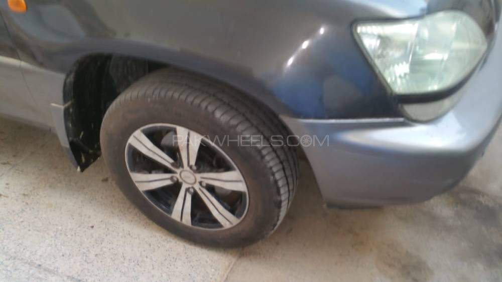 Toyota Harrier 2002 for Sale in Rahim Yar Khan Toyota Harrier 2002 for Sale in Rahim Yar Khan Image-3