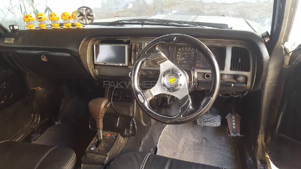 Toyota Mark II 1973 for Sale in Karachi Toyota Mark II 1973 for Sale in Karachi Image-14