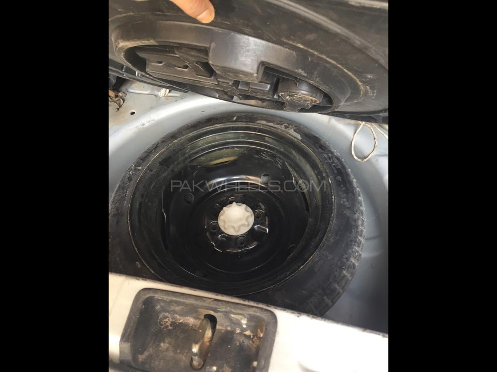 Toyota Vitz 2003 for Sale in Karachi Toyota Vitz 2003 for Sale in Karachi Image-16