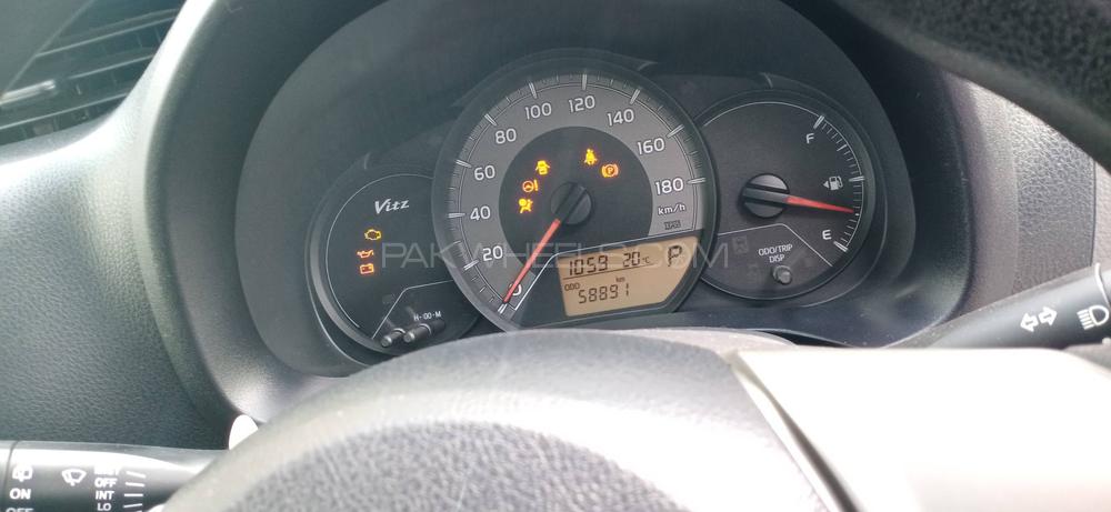 Toyota Vitz 2016 for Sale in Sialkot Toyota Vitz 2016 for Sale in Sialkot Image-5