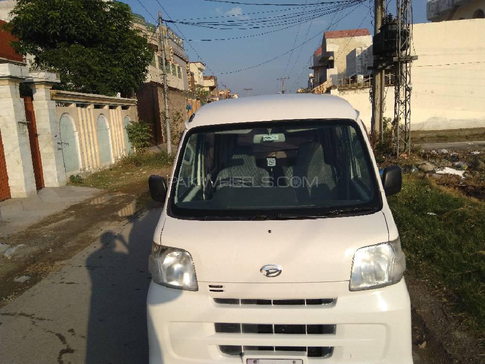 Daihatsu Hijet 2011 for Sale in Mardan Image-1