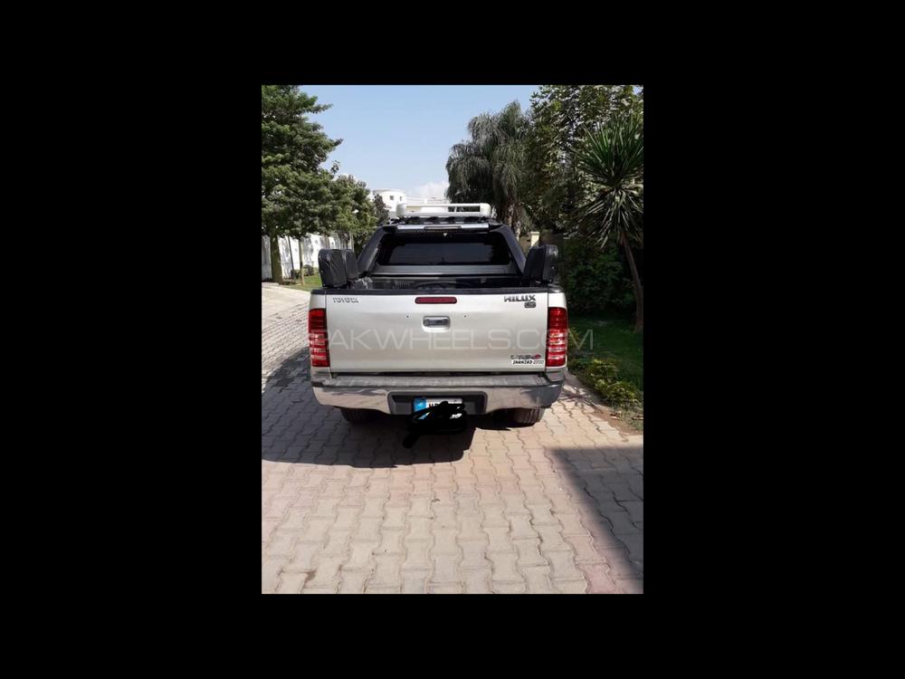 ٹویوٹا ہائیلکس 2004 for Sale in اسلام آباد ٹویوٹا ہائیلکس 2004 for Sale in اسلام آباد Image-9