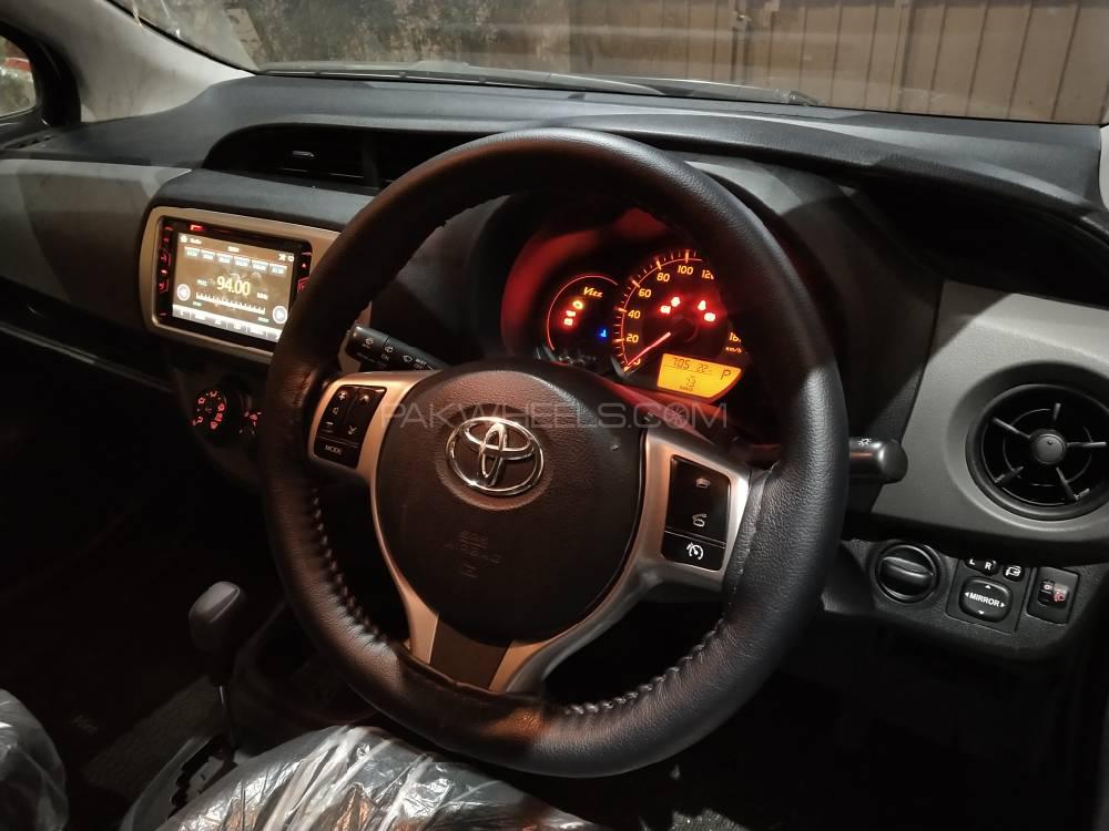 Toyota Vitz 2015 for Sale in Sargodha Toyota Vitz 2015 for Sale in Sargodha Image-5