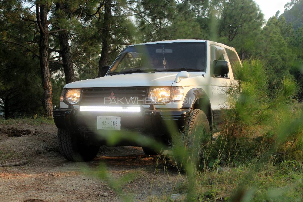 Mitsubishi Pajero - 1993  Mitsubishi Pajero - 1993  Image-3