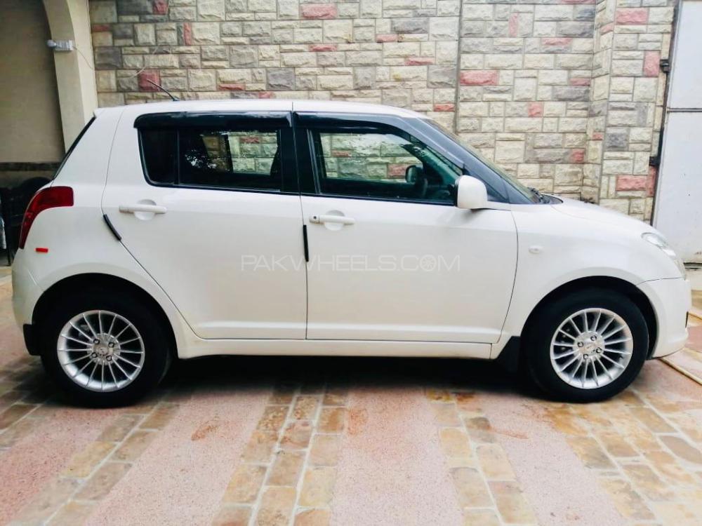 سوزوکی سوئفٹ 2013 for Sale in پشاور سوزوکی سوئفٹ 2013 for Sale in پشاور Image-5