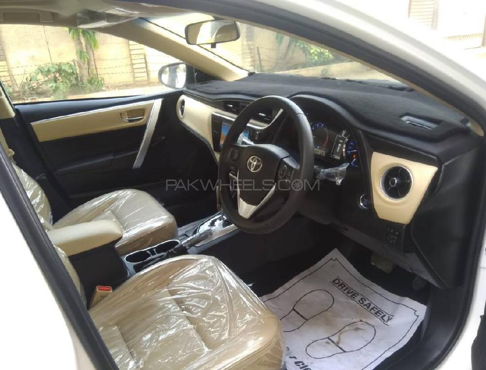 Toyota Corolla 2018 for Sale in Karachi Toyota Corolla 2018 for Sale in Karachi Image-9