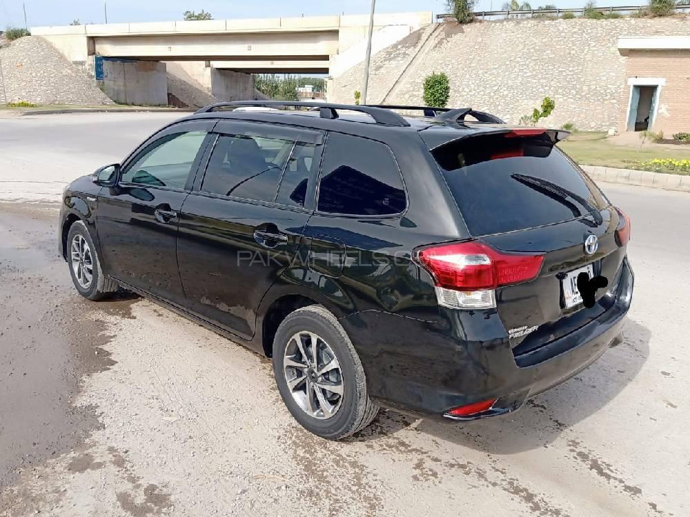 Toyota Corolla Fielder 2015 for Sale in Peshawar Toyota Corolla Fielder 2015 for Sale in Peshawar Image-2