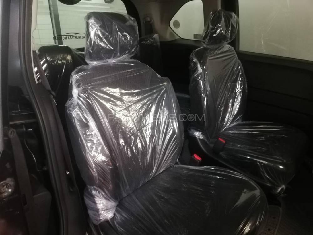 Honda Freed 2012 for Sale in Karachi Honda Freed 2012 for Sale in Karachi Image-9