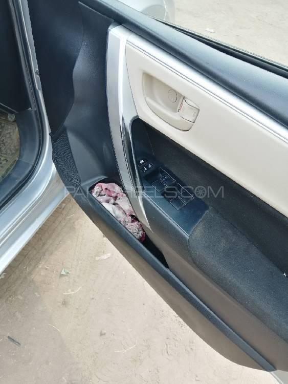 Toyota Corolla 2015 for Sale in Sadiqabad Toyota Corolla 2015 for Sale in Sadiqabad Image-18