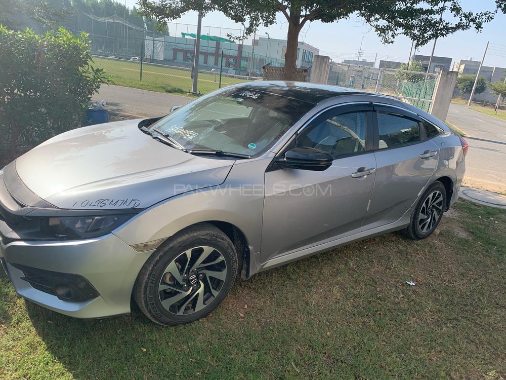 Honda Civic 2017 for Sale in Faisalabad Honda Civic 2017 for Sale in Faisalabad Image-4