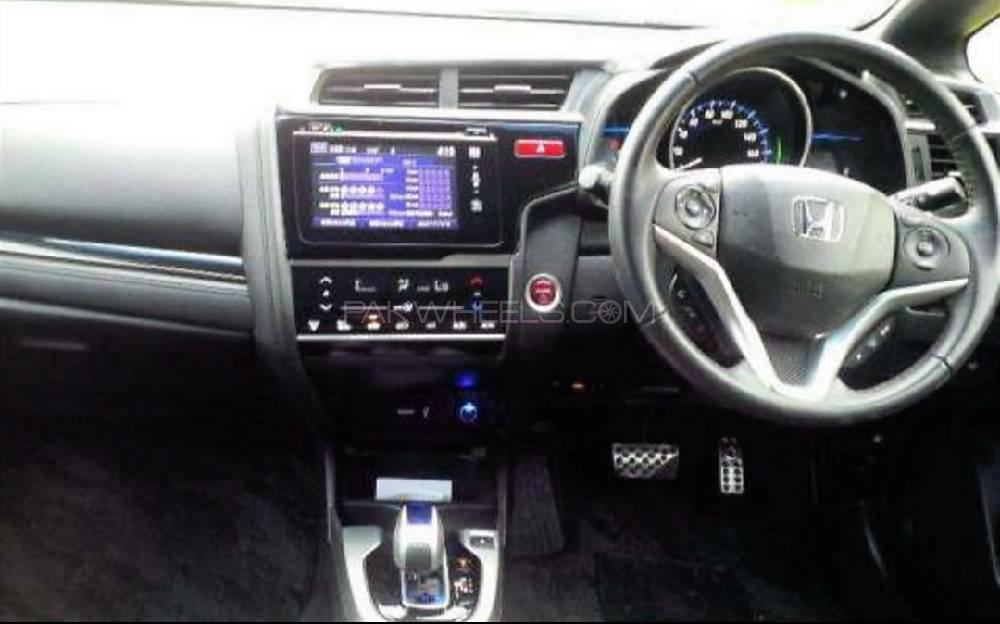 Honda Fit 2013 for Sale in D.G.Khan Honda Fit 2013 for Sale in D.G.Khan Image-8