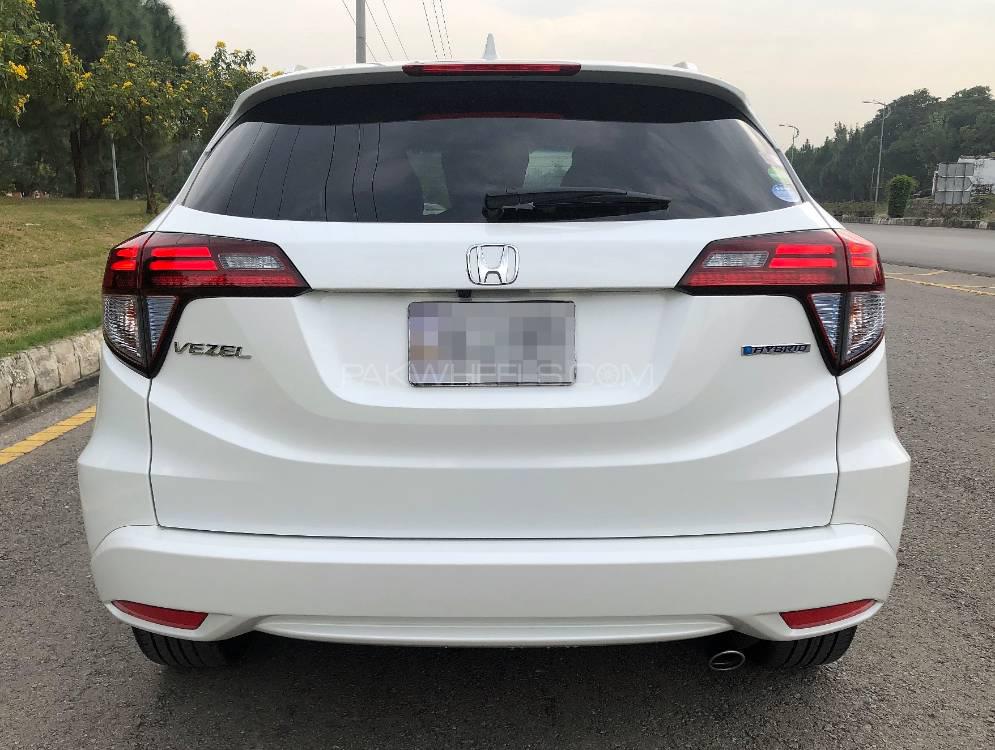 Honda Vezel 2016 for Sale in Islamabad Honda Vezel 2016 for Sale in Islamabad Image-4