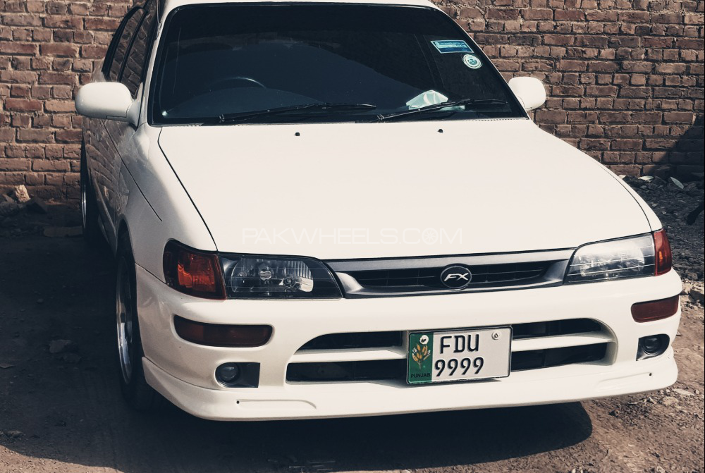 Toyota Corolla - 1998  Toyota Corolla - 1998  Image-4